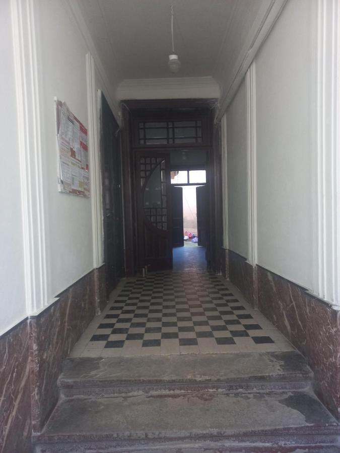Чорно -Білий Люкс В Центрі Lägenhet Lviv Exteriör bild