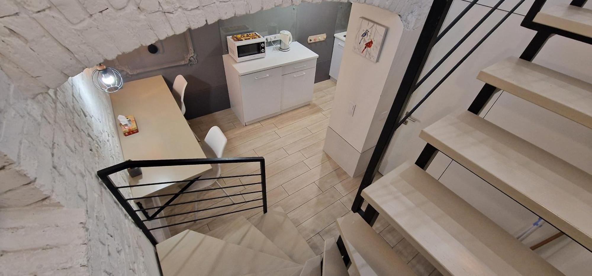 Чорно -Білий Люкс В Центрі Lägenhet Lviv Exteriör bild