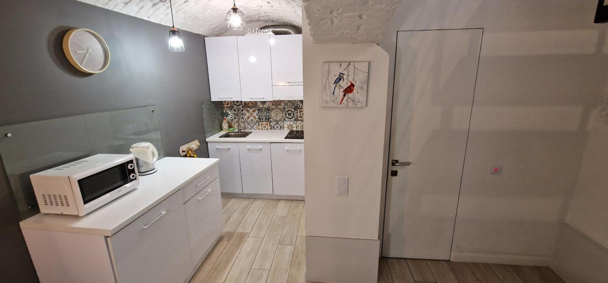 Чорно -Білий Люкс В Центрі Lägenhet Lviv Exteriör bild